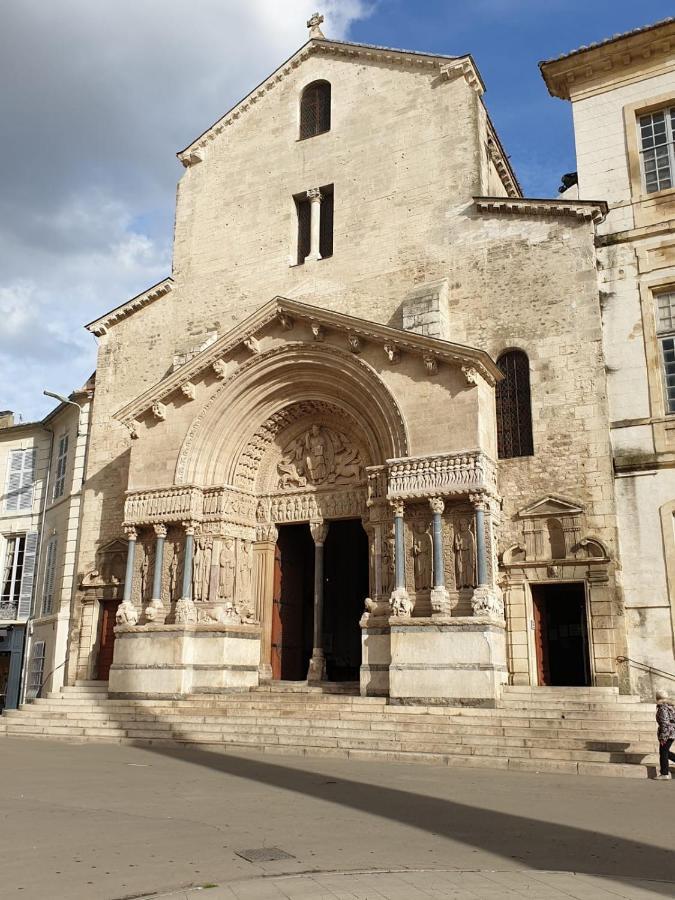 Appart Lumineux De L'Hotel De Ville Arles Exterior foto